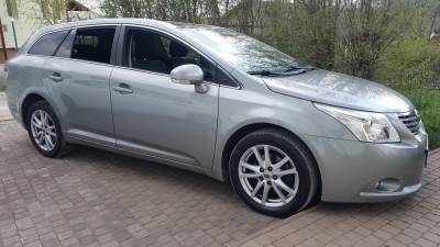 Toyota Avensis-3-IMG-nav